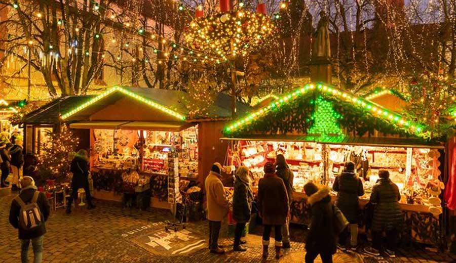 Wenn Lichter glänzen & ein Weihnachtsbaum singt