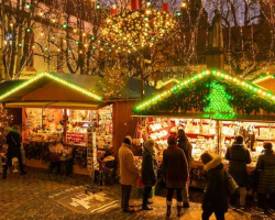 Wenn Lichter glänzen & ein Weihnachtsbaum singt