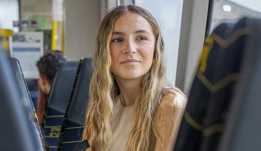 Im Advent günstig mit Bus & Bahn unterwegs